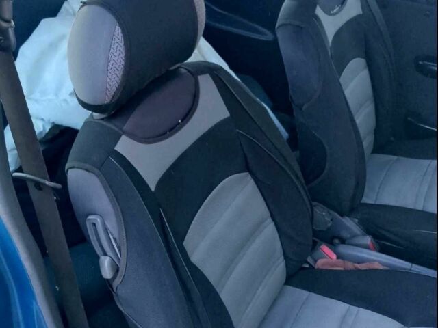 Синій Ніссан Мікра, об'ємом двигуна 1.3 л та пробігом 251 тис. км за 2800 $, фото 3 на Automoto.ua