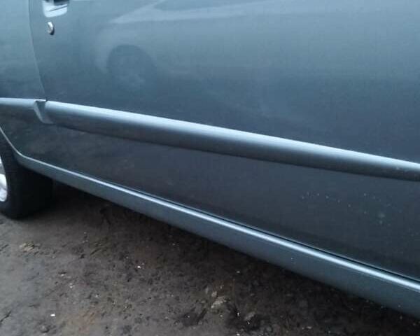 Зеленый Ниссан Микра, объемом двигателя 1.35 л и пробегом 162 тыс. км за 3950 $, фото 4 на Automoto.ua