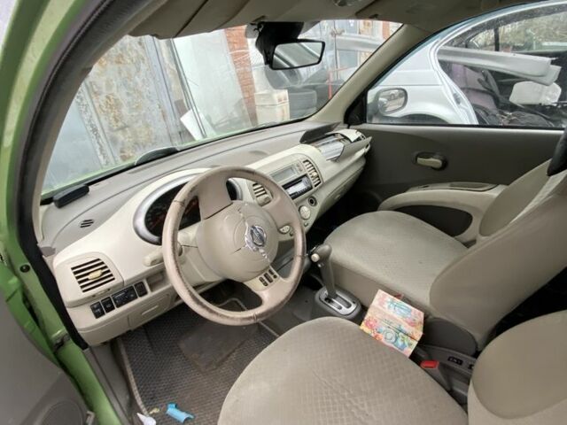 Зеленый Ниссан Микра, объемом двигателя 1.4 л и пробегом 190 тыс. км за 2100 $, фото 3 на Automoto.ua