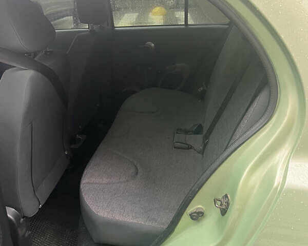 Зеленый Ниссан Микра, объемом двигателя 1.4 л и пробегом 207 тыс. км за 5200 $, фото 2 на Automoto.ua