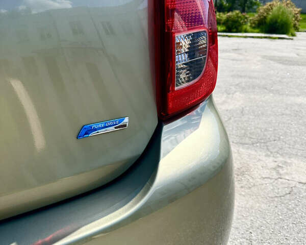 Зеленый Ниссан Микра, объемом двигателя 1.2 л и пробегом 64 тыс. км за 9500 $, фото 14 на Automoto.ua