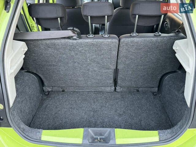 Ниссан Микра 2013 в Одессе на Automoto.ua Зеленый Ниссан Микра, объемом двигателя 1.25 л и пробегом 135 тыс. км за 7000 $, фото 47 на Automoto.ua