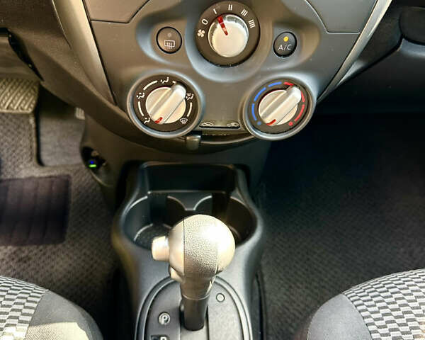 Зеленый Ниссан Микра, объемом двигателя 1.2 л и пробегом 64 тыс. км за 9500 $, фото 28 на Automoto.ua