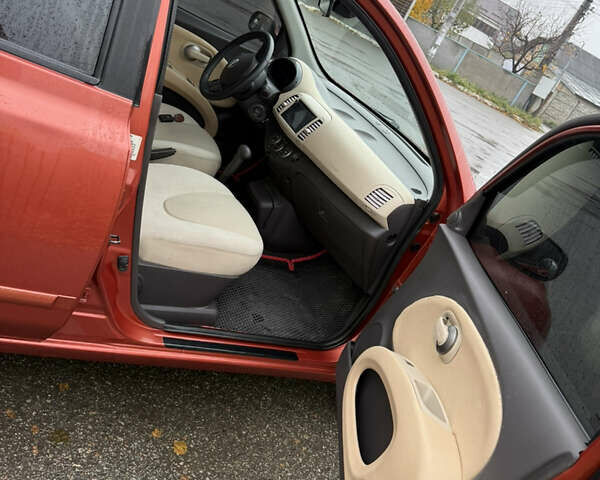 Помаранчевий Ніссан Мікра, об'ємом двигуна 1.39 л та пробігом 188 тис. км за 5900 $, фото 4 на Automoto.ua