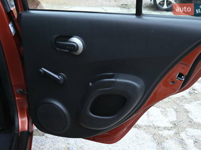 Оранжевый Ниссан Микра, объемом двигателя 1.39 л и пробегом 163 тыс. км за 5500 $, фото 22 на Automoto.ua