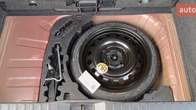 Оранжевый Ниссан Микра, объемом двигателя 1.39 л и пробегом 100 тыс. км за 7100 $, фото 37 на Automoto.ua