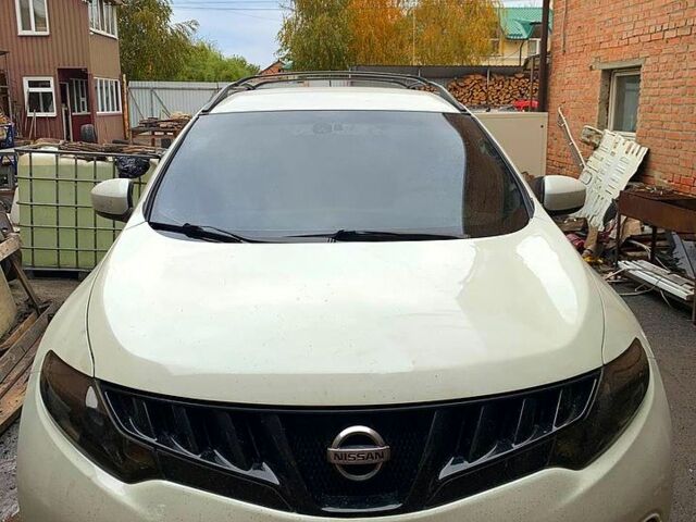 Белый Ниссан Мурано, объемом двигателя 3.5 л и пробегом 250 тыс. км за 8999 $, фото 6 на Automoto.ua