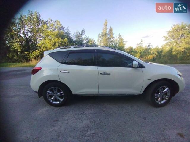 Белый Ниссан Мурано, объемом двигателя 3.5 л и пробегом 102 тыс. км за 9300 $, фото 5 на Automoto.ua
