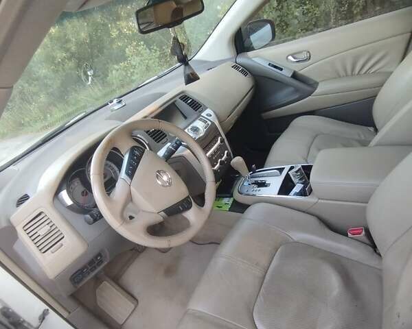Белый Ниссан Мурано, объемом двигателя 3.5 л и пробегом 102 тыс. км за 9300 $, фото 13 на Automoto.ua