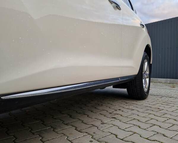 Белый Ниссан Мурано, объемом двигателя 3.5 л и пробегом 128 тыс. км за 10000 $, фото 15 на Automoto.ua