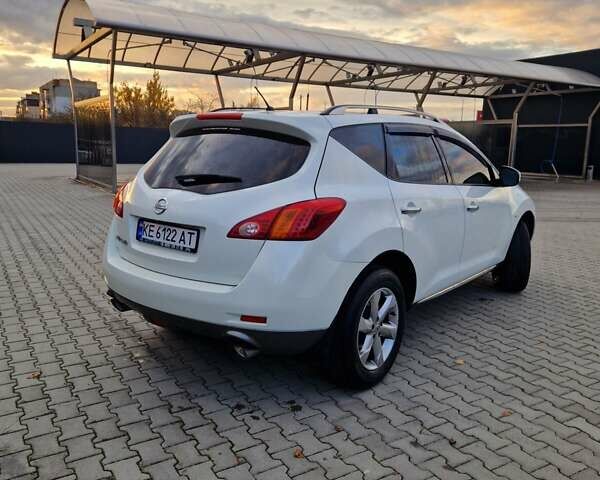 Белый Ниссан Мурано, объемом двигателя 3.5 л и пробегом 128 тыс. км за 10000 $, фото 16 на Automoto.ua