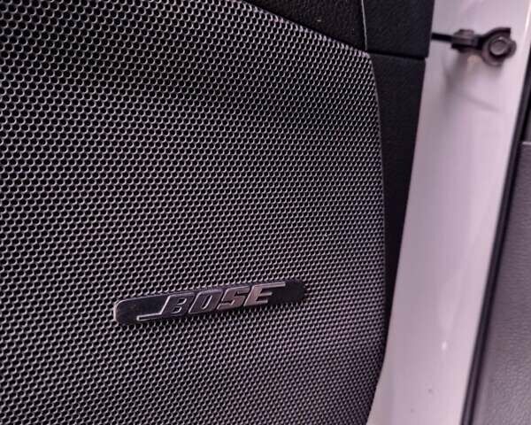 Белый Ниссан Мурано, объемом двигателя 3.5 л и пробегом 128 тыс. км за 10000 $, фото 10 на Automoto.ua