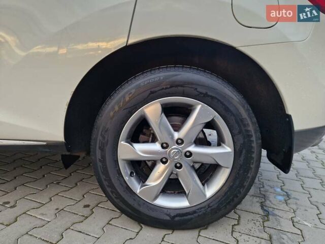 Белый Ниссан Мурано, объемом двигателя 3.5 л и пробегом 128 тыс. км за 10000 $, фото 13 на Automoto.ua