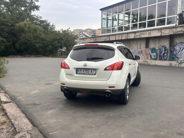 Белый Ниссан Мурано, объемом двигателя 3.5 л и пробегом 125 тыс. км за 8500 $, фото 3 на Automoto.ua