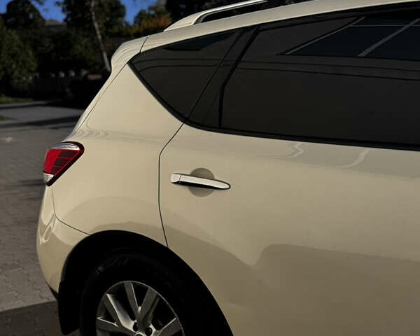 Белый Ниссан Мурано, объемом двигателя 3.5 л и пробегом 354 тыс. км за 7999 $, фото 22 на Automoto.ua