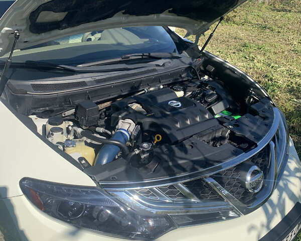 Белый Ниссан Мурано, объемом двигателя 2.49 л и пробегом 290 тыс. км за 9440 $, фото 33 на Automoto.ua