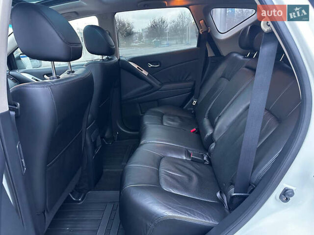 Белый Ниссан Мурано, объемом двигателя 3.5 л и пробегом 173 тыс. км за 10555 $, фото 27 на Automoto.ua
