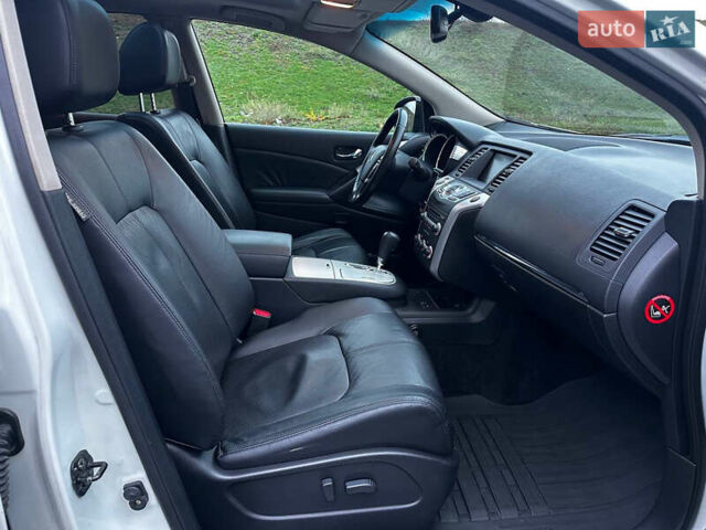 Белый Ниссан Мурано, объемом двигателя 3.5 л и пробегом 173 тыс. км за 10555 $, фото 21 на Automoto.ua