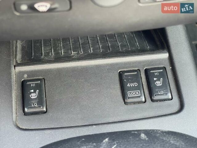 Белый Ниссан Мурано, объемом двигателя 3.5 л и пробегом 224 тыс. км за 10500 $, фото 27 на Automoto.ua