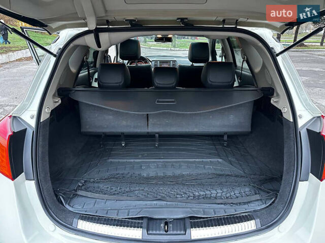 Белый Ниссан Мурано, объемом двигателя 3.5 л и пробегом 173 тыс. км за 10555 $, фото 29 на Automoto.ua