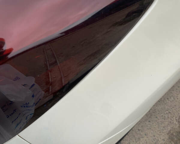 Белый Ниссан Мурано, объемом двигателя 2.49 л и пробегом 290 тыс. км за 9440 $, фото 3 на Automoto.ua