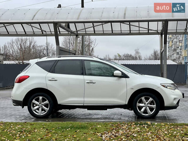 Белый Ниссан Мурано, объемом двигателя 3.5 л и пробегом 173 тыс. км за 10555 $, фото 5 на Automoto.ua