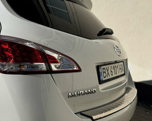 Белый Ниссан Мурано, объемом двигателя 3.5 л и пробегом 354 тыс. км за 7999 $, фото 4 на Automoto.ua