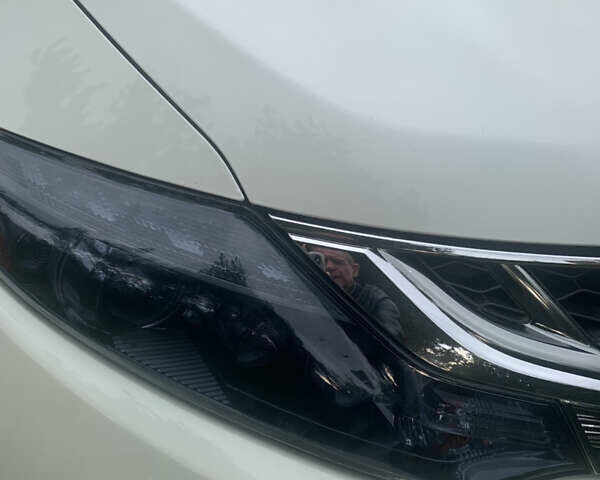 Белый Ниссан Мурано, объемом двигателя 2.49 л и пробегом 290 тыс. км за 8999 $, фото 20 на Automoto.ua