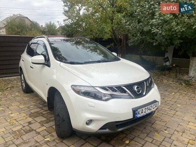 Белый Ниссан Мурано, объемом двигателя 3.5 л и пробегом 165 тыс. км за 10900 $, фото 1 на Automoto.ua