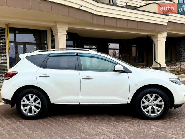 Белый Ниссан Мурано, объемом двигателя 3.5 л и пробегом 160 тыс. км за 10990 $, фото 5 на Automoto.ua