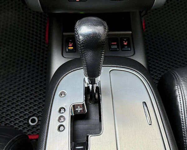 Белый Ниссан Мурано, объемом двигателя 3.5 л и пробегом 160 тыс. км за 10990 $, фото 25 на Automoto.ua