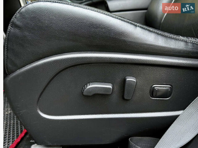 Белый Ниссан Мурано, объемом двигателя 3.5 л и пробегом 160 тыс. км за 10990 $, фото 24 на Automoto.ua