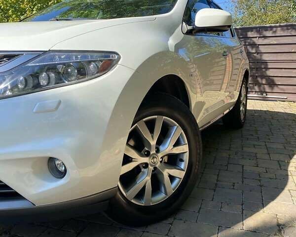 Белый Ниссан Мурано, объемом двигателя 3.5 л и пробегом 165 тыс. км за 10900 $, фото 7 на Automoto.ua