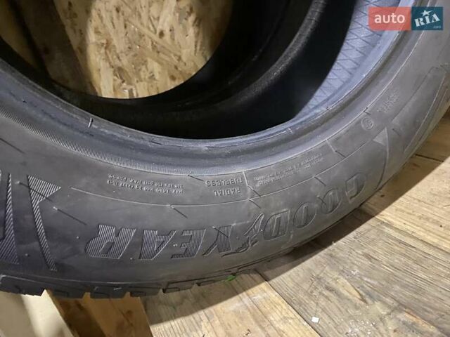 Белый Ниссан Мурано, объемом двигателя 3.5 л и пробегом 165 тыс. км за 10900 $, фото 26 на Automoto.ua