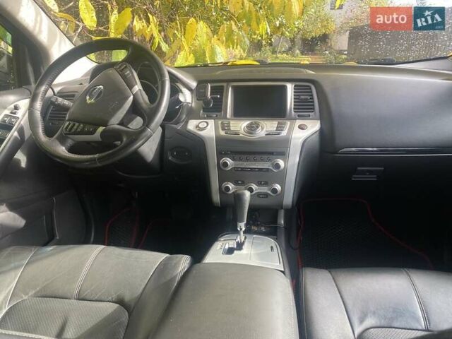 Белый Ниссан Мурано, объемом двигателя 3.5 л и пробегом 165 тыс. км за 10900 $, фото 11 на Automoto.ua