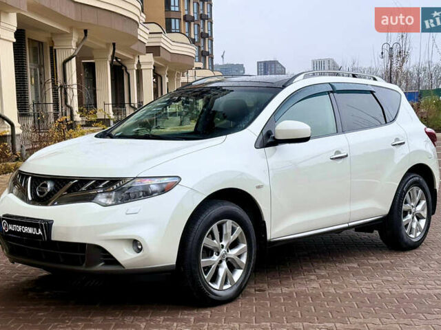 Белый Ниссан Мурано, объемом двигателя 3.5 л и пробегом 160 тыс. км за 10990 $, фото 4 на Automoto.ua