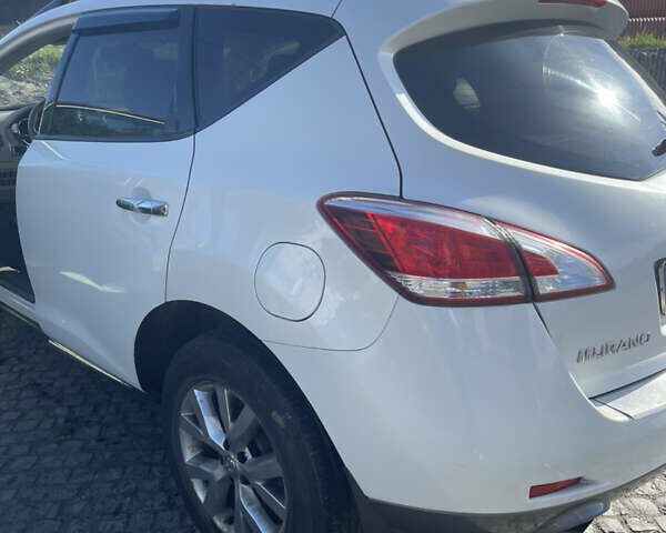 Белый Ниссан Мурано, объемом двигателя 2.49 л и пробегом 280 тыс. км за 10600 $, фото 17 на Automoto.ua