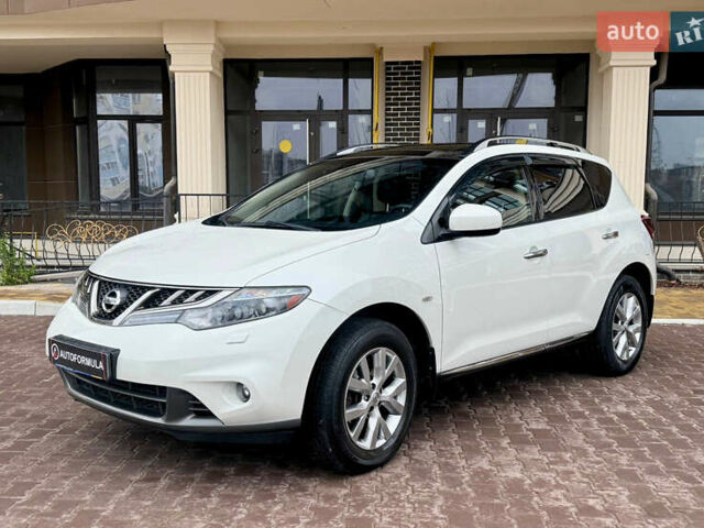 Белый Ниссан Мурано, объемом двигателя 3.5 л и пробегом 160 тыс. км за 10990 $, фото 2 на Automoto.ua