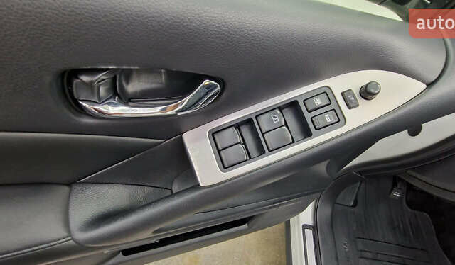 Білий Ніссан Мурано, об'ємом двигуна 3.5 л та пробігом 166 тис. км за 11500 $, фото 8 на Automoto.ua