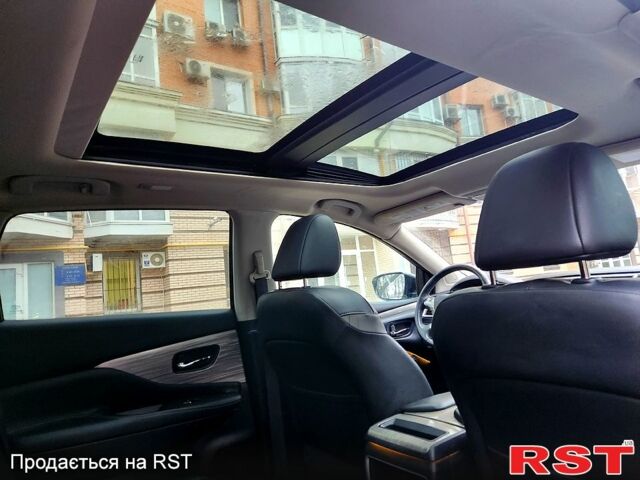 Белый Ниссан Мурано, объемом двигателя 35 л и пробегом 134 тыс. км за 14700 $, фото 8 на Automoto.ua