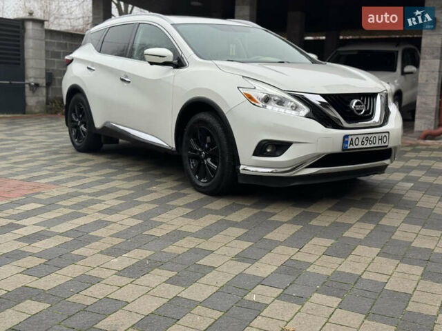 Белый Ниссан Мурано, объемом двигателя 3.5 л и пробегом 130 тыс. км за 13499 $, фото 9 на Automoto.ua