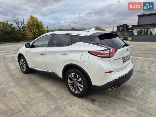 Белый Ниссан Мурано, объемом двигателя 3.5 л и пробегом 160 тыс. км за 14500 $, фото 4 на Automoto.ua