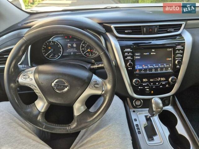 Белый Ниссан Мурано, объемом двигателя 3.5 л и пробегом 160 тыс. км за 14500 $, фото 12 на Automoto.ua