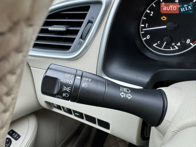 Белый Ниссан Мурано, объемом двигателя 3.5 л и пробегом 130 тыс. км за 13499 $, фото 42 на Automoto.ua