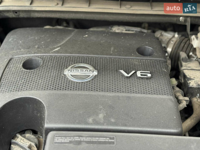 Белый Ниссан Мурано, объемом двигателя 3.5 л и пробегом 130 тыс. км за 13499 $, фото 30 на Automoto.ua