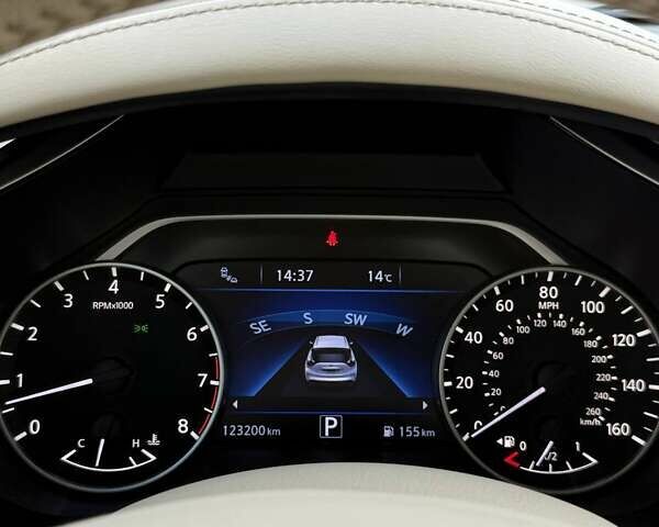 Белый Ниссан Мурано, объемом двигателя 3.5 л и пробегом 124 тыс. км за 15499 $, фото 6 на Automoto.ua