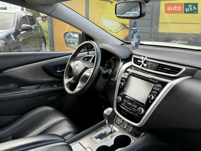Белый Ниссан Мурано, объемом двигателя 3.5 л и пробегом 130 тыс. км за 15800 $, фото 40 на Automoto.ua