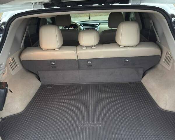Белый Ниссан Мурано, объемом двигателя 3.5 л и пробегом 124 тыс. км за 15499 $, фото 11 на Automoto.ua