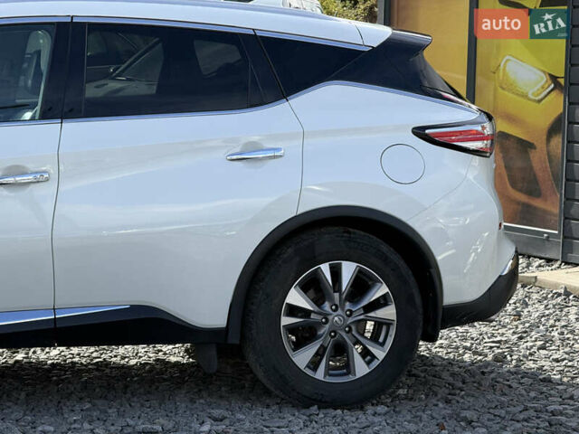 Белый Ниссан Мурано, объемом двигателя 3.5 л и пробегом 130 тыс. км за 15800 $, фото 10 на Automoto.ua