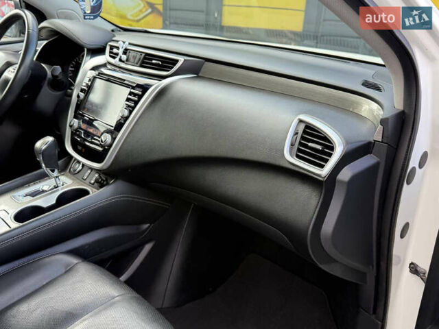 Білий Ніссан Мурано, об'ємом двигуна 3.5 л та пробігом 130 тис. км за 14999 $, фото 40 на Automoto.ua